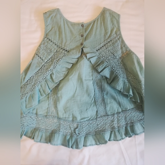 Free People lace ruffle crop top - Picture 3 of 4